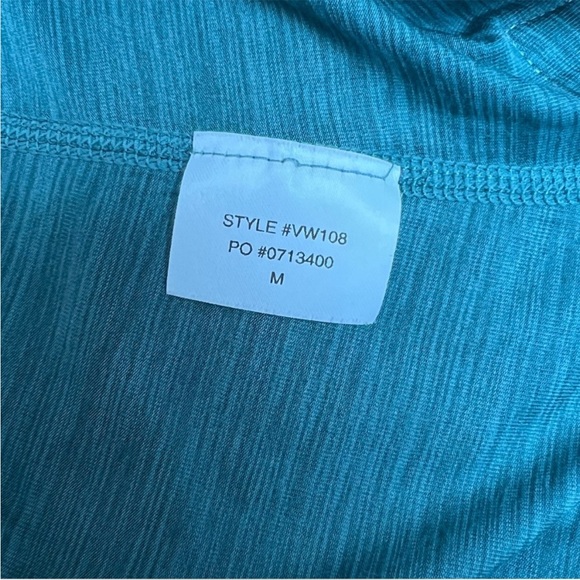 Vuori Lux Preformance Tack Top Teal Size - Picture 7 of 7